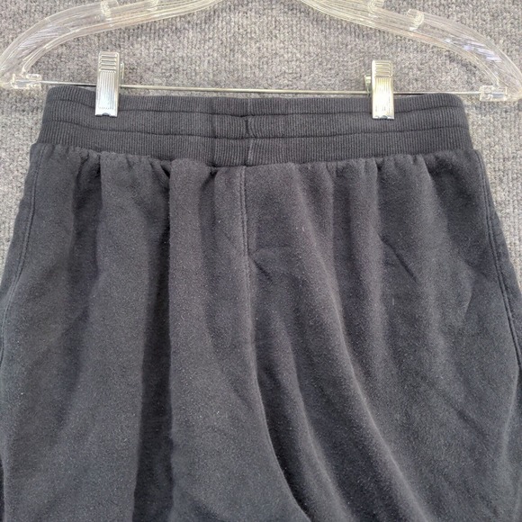 Under Armour Women's Sweat Shorts Black Size M Cotton Blend Slash Pockets - Picture 3 of 12